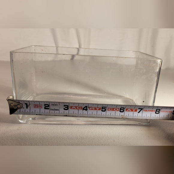 Rectangular Vase - Picture 2 of 4